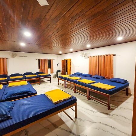 Celestial Heights Homestay Kurchi エクステリア 写真